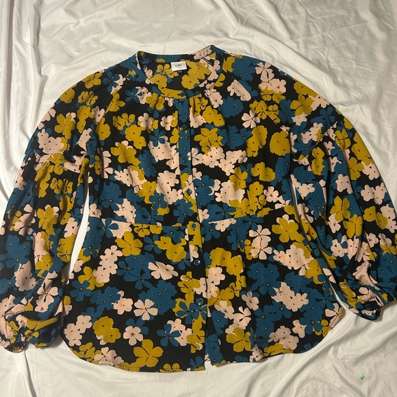 CAbi Tops - CAbi Favorite Floral Size Small Long Balloon Sleeve Button Up Blouse